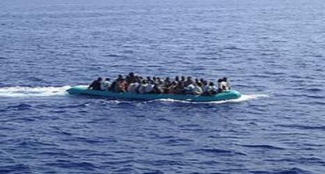 Immigrazione: la Marina recupera 10 corpi di profughi libici, quaranta dispersi
