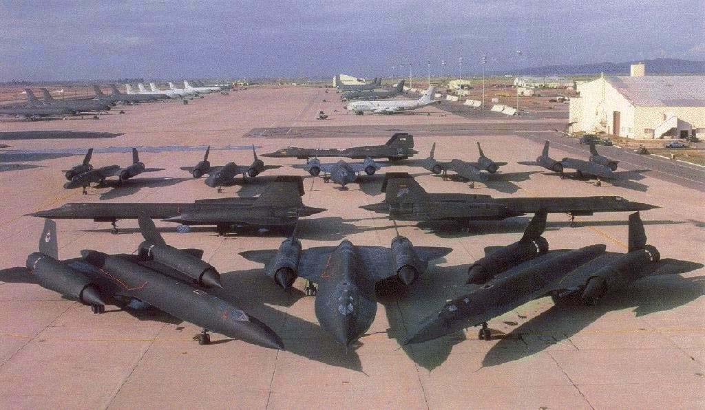 Aereo con militari USA costretto ad atterraggio in Iran 