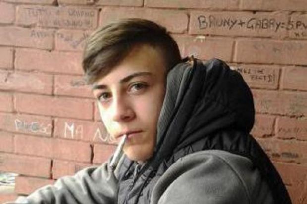 Ragazzo ucciso a Napoli, la famiglia diffonde la foto del cadavere 