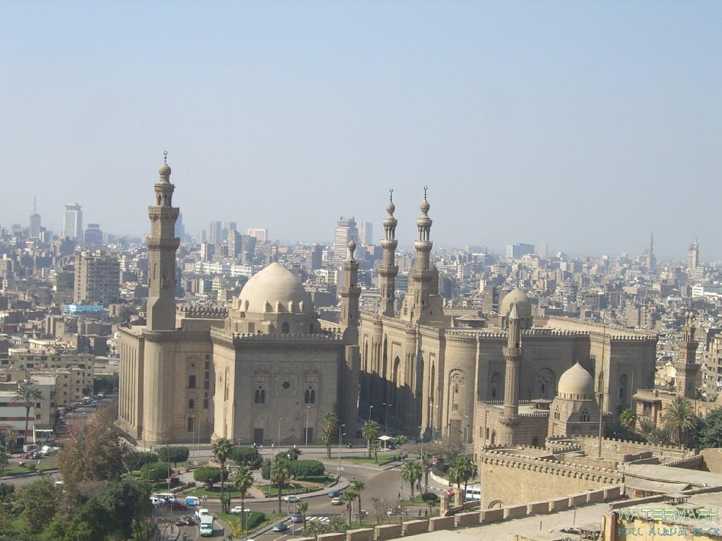 Attentato al Cairo, tre morti e 35 feriti
