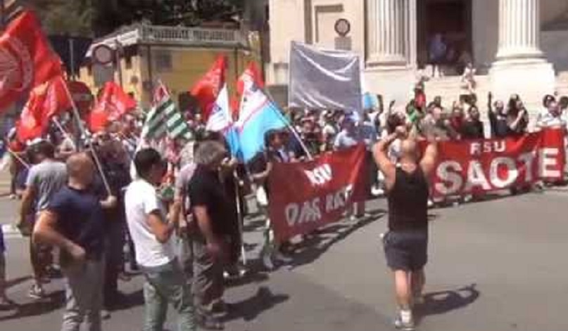 Esaote: Genova, assemblea ai giardini fuori da orario lavoro