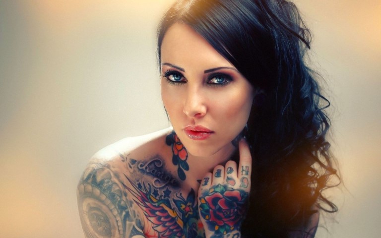 Come cancellare i tatuaggi
