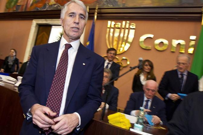 Malagò sul dl stadi: “Fossi un presidente sarei arrabbiato, ma è un problema solo del calcio”