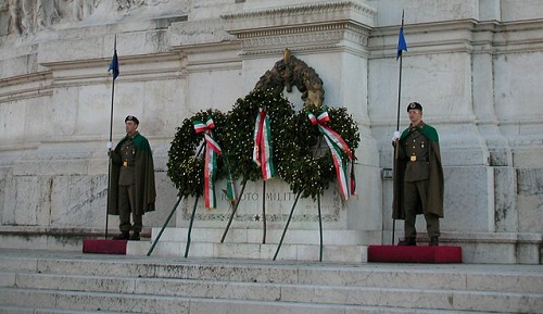 4 novembre, festa delle forze armate: Napolitano al Vittoriano