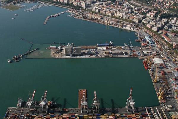 Spacciavano pesce nazionale per prodotti locali, maxi multa nello spezzino