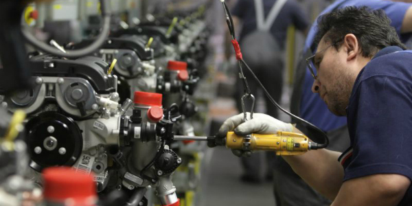 Confindustria: Italia fuori dalla recessione nel primo trimestre 2015