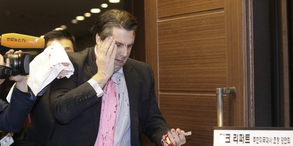 Ferito l'ambasciatore americano in Corea del Sud