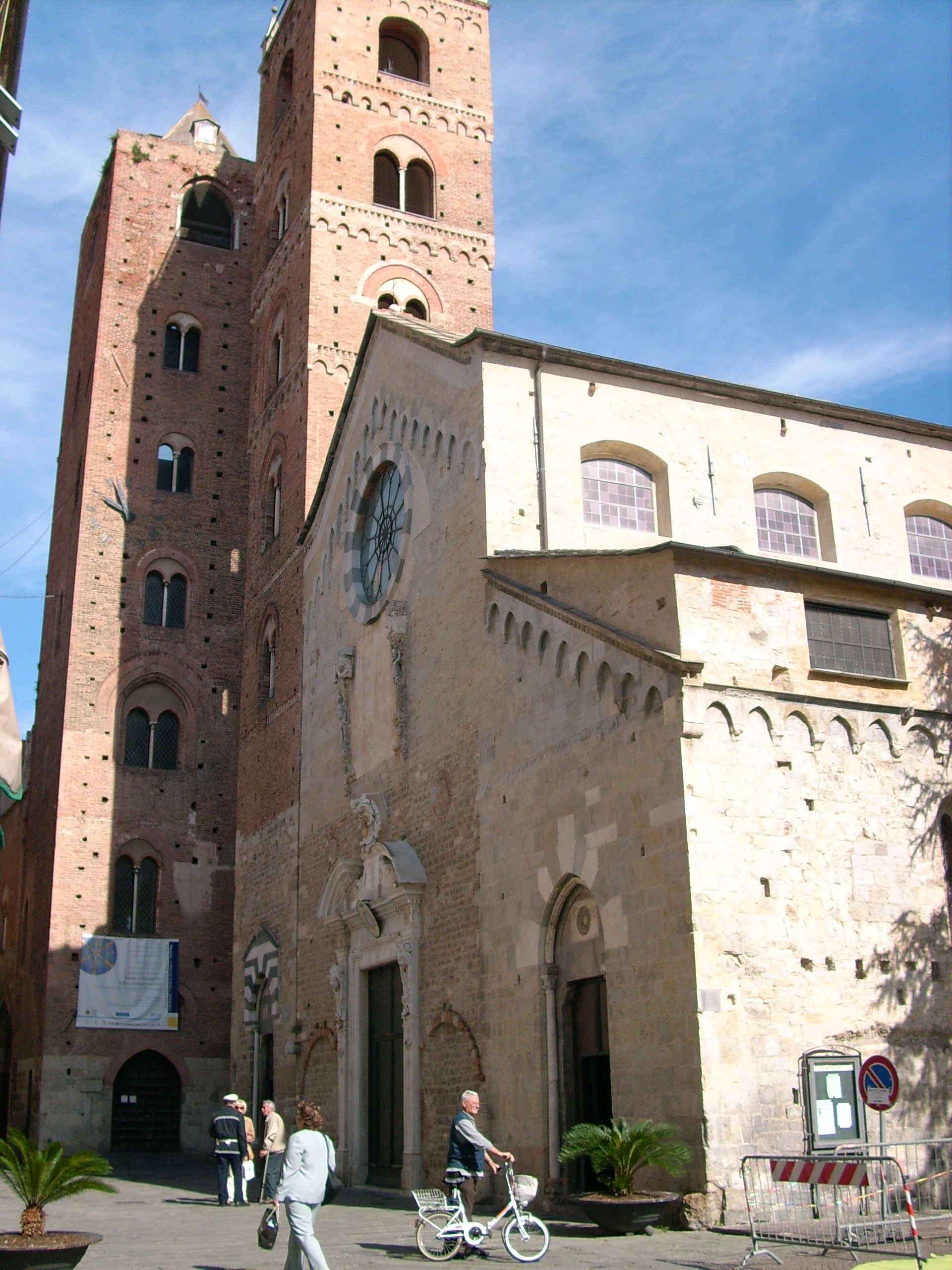 Presunti scandali in diocesi, arrivato il vescovo coadiutore per Albenga
