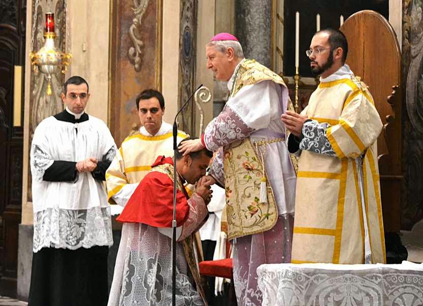 Albenga, una Messa delle Palme per due Vescovi