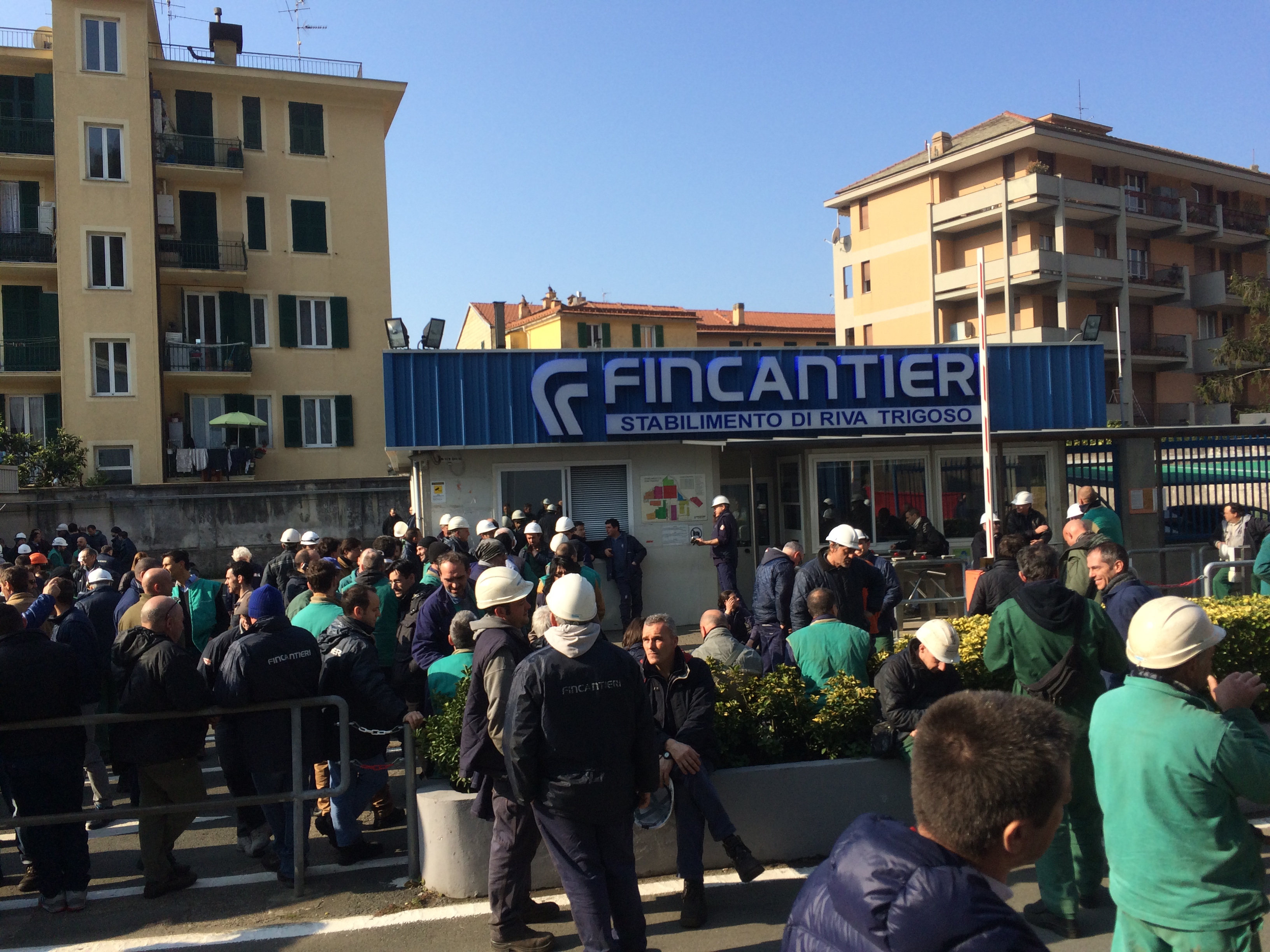 Fincantieri, manifestazione da Riva Trigoso a Sestri Levante