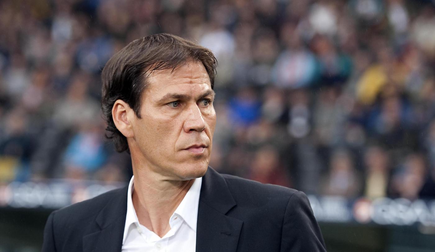Roma, Garcia sfida il Genoa: 