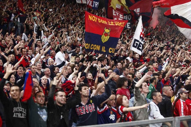 Genoa, esodo di tifosi a Reggio Emilia per l'ultima gara di campionato 