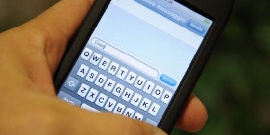 Ruba cellulari in spiaggia, tradito dal segnale gps