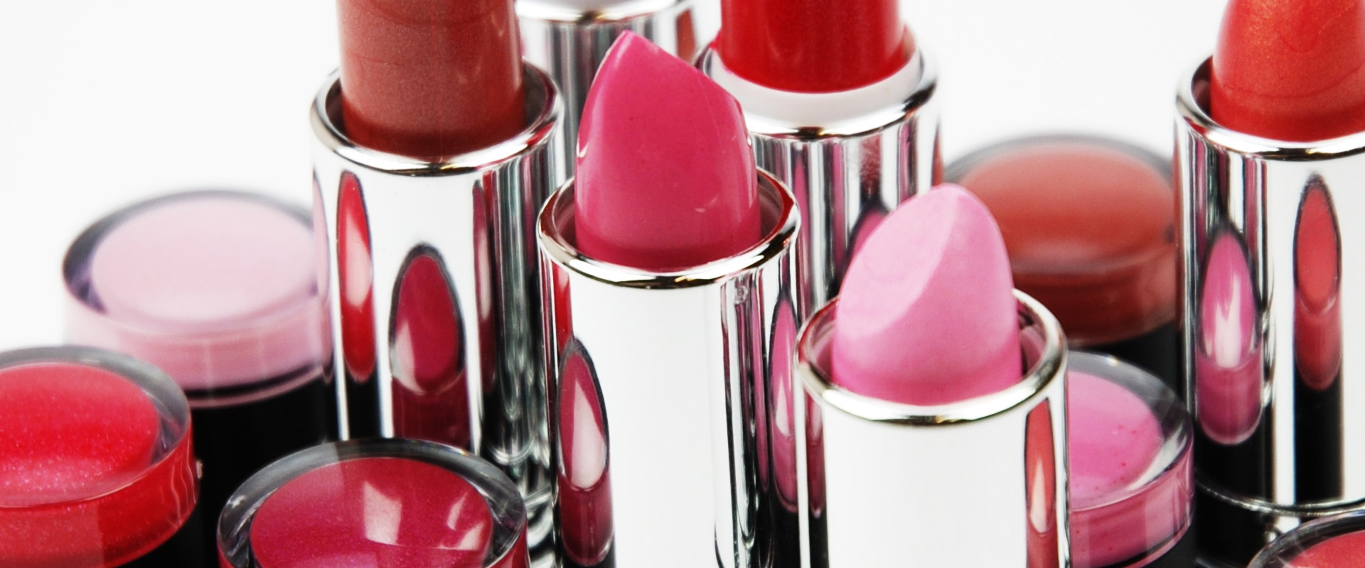 Maxi furto di cosmetici a Sampierdarena
