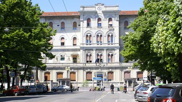 Furto nella notte all'ospedale S. Andrea, trafugata attrezzatura per 25mila euro