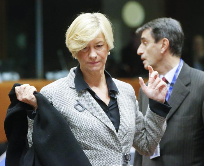 Isis, Pinotti: 