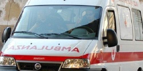 Pirata della strada investe due studentesse sulle strisce pedonali a Imperia