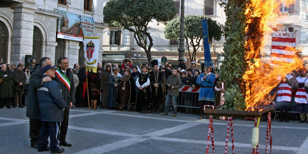 Presepi, costumi d'epoca e il dialetto dei bambini stasera a Liguria Ancheu