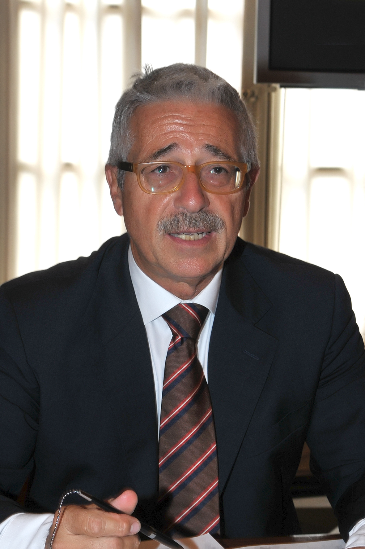 Comune di Genova, il consigliere Vassallo lascia il Pd