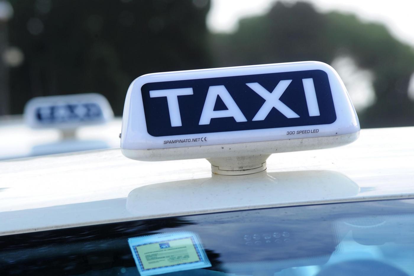 Taxi, sospeso per il momento lo sciopero nazionale 