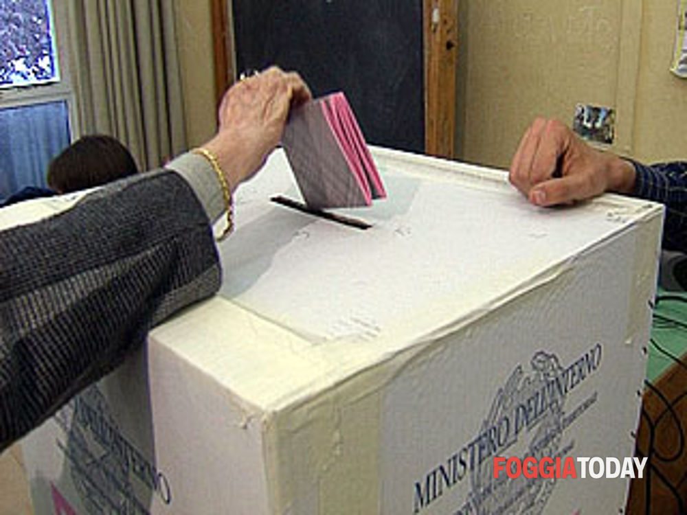 Primarie, congressi e candidature, i tormentoni della politica a 'Cinque'