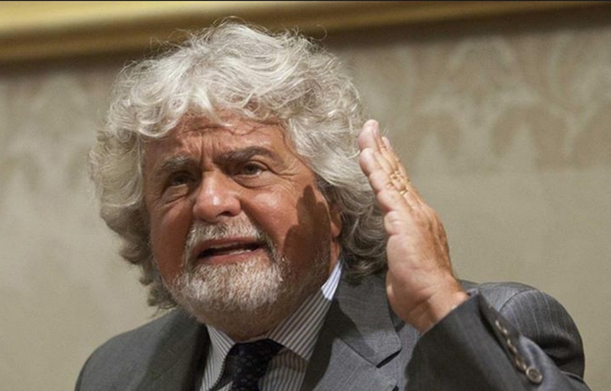 Referendum Trivelle, Grillo al seggio per votare ma non rilascia dichiarazioni