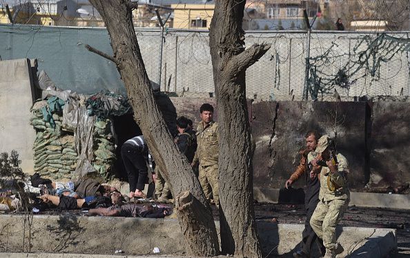 Autobomba a Kabul, almeno 24 morti