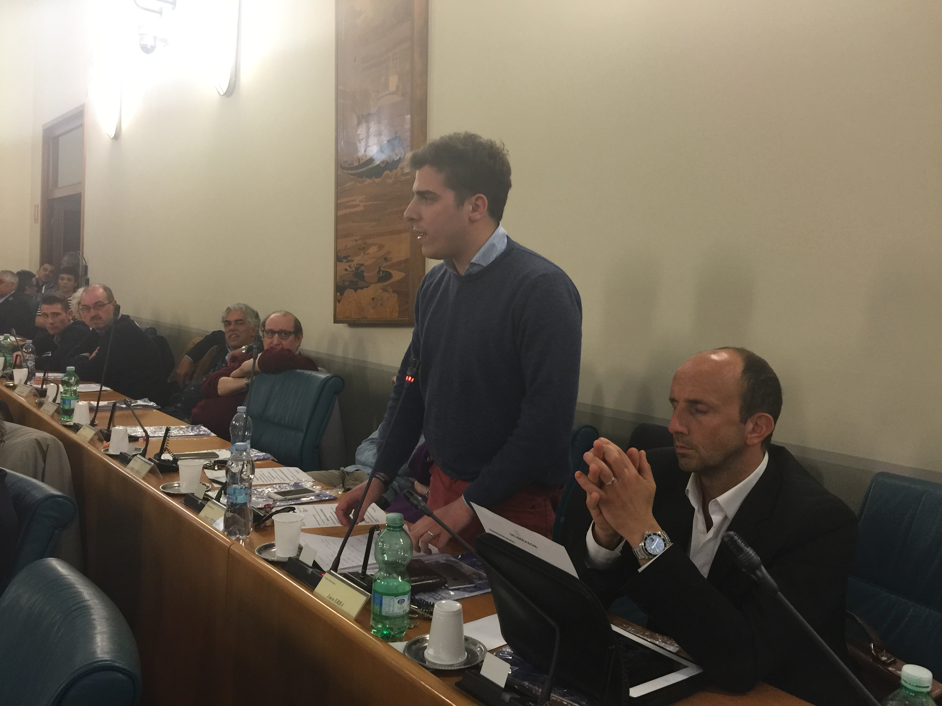 La sinistra Dem si smarca, Orlando prepara la contromossa