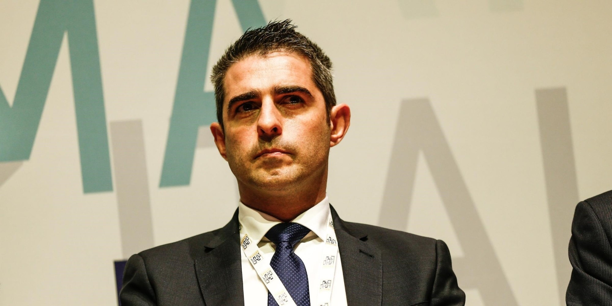 Pizzarotti sospeso dal M5S: 