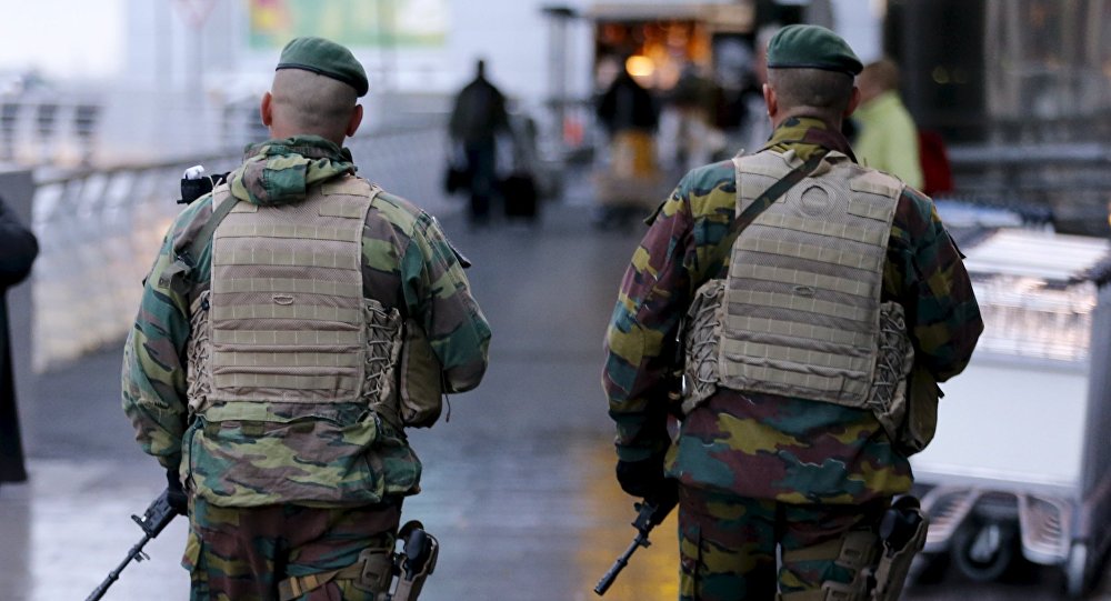 Una sessantina di soldati belgi sorvegliati dai servizi militari