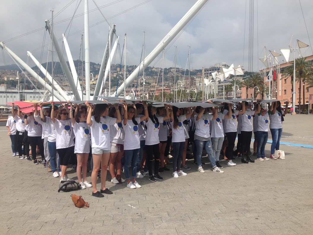TheNewMagicWizard e Jaser al Porto Antico per promuovere la differenziata
