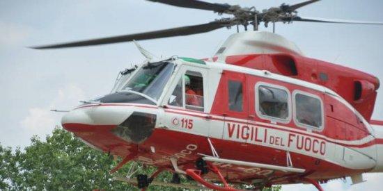 Incidente sulla A26, motociclista trasportato in elicottero al San Martino