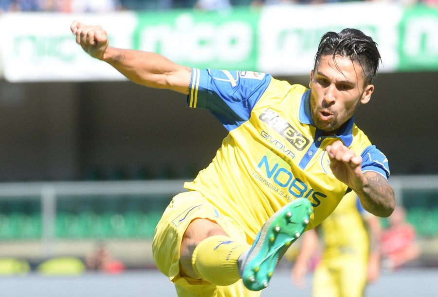 Sampdoria, richiesta al Chievo per il centrocampista argentino Castro 