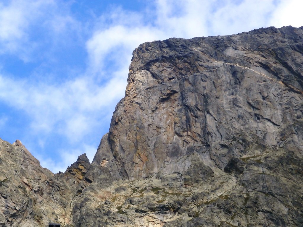 Ferito un alpinista genovese durante un'arrampicata sul Corno Stella