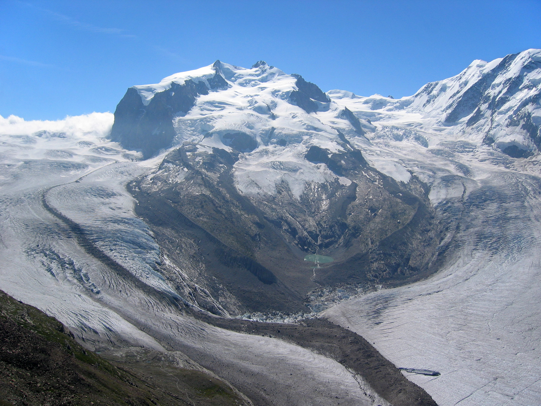 Tre alpinisti svizzeri sono morti in un incidente sul Monte Rosa