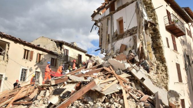 Sisma, 3 lievi scosse nella notte: magnitudo 2.4 ad Arquata del Tronto 