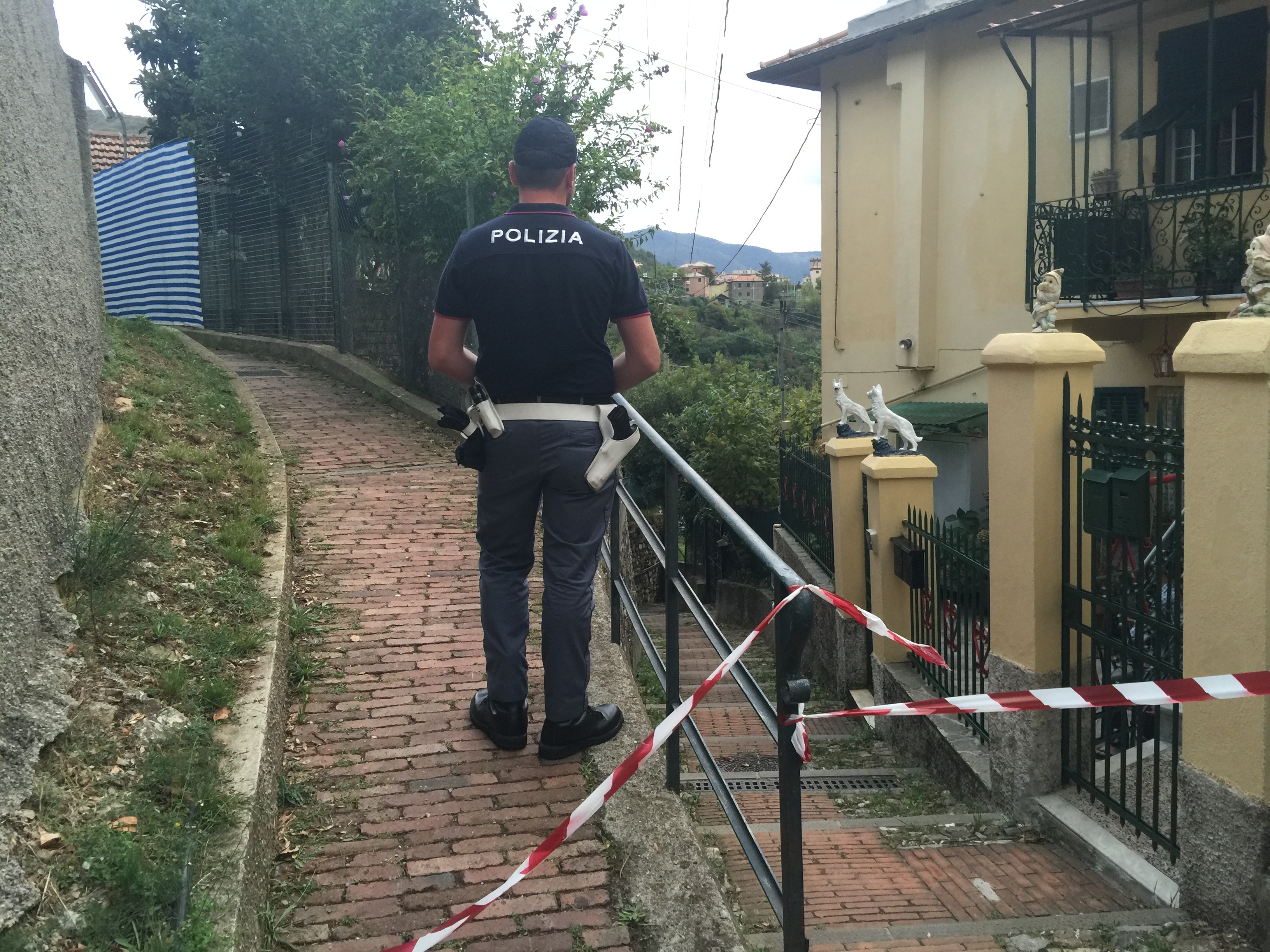 Sparatoria a Genova Molassana: un morto e due feriti in via Geirato 