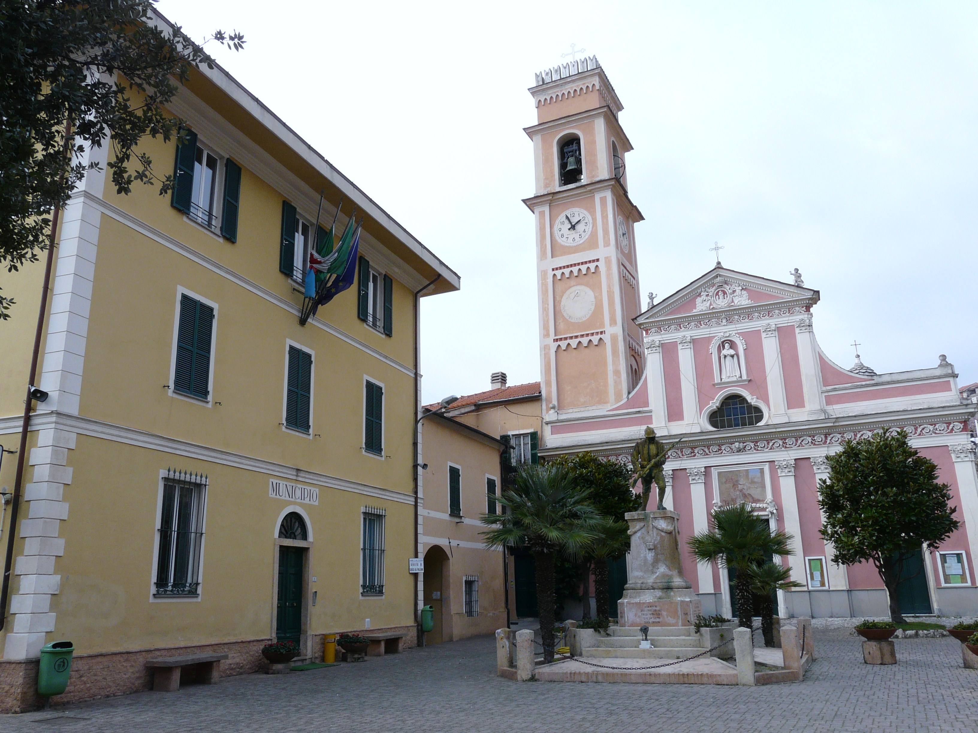Liguria Ancheu alla scoperta di Tovo tra orologi, cristesanti e verde ornamentale