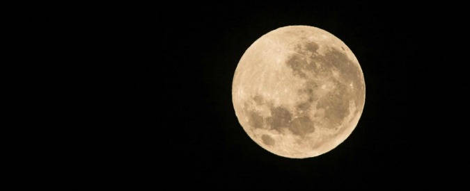 La notte della Superluna, la più luminosa degli ultimi 68 anni