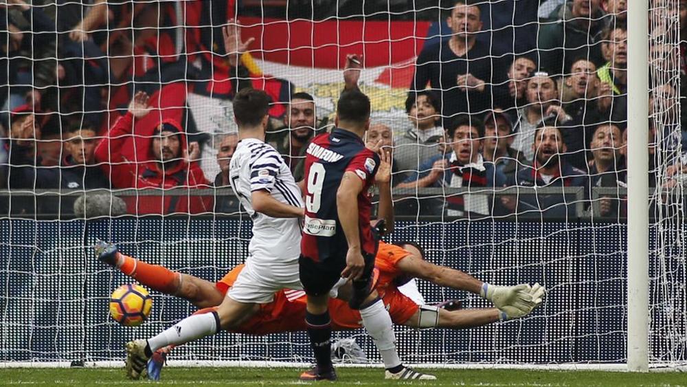 Il Genoa travolge la Juventus per 3-1 con un super Simeone