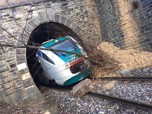 Maltempo, ancora sospesa la linea ferroviaria Alessandria-Savona