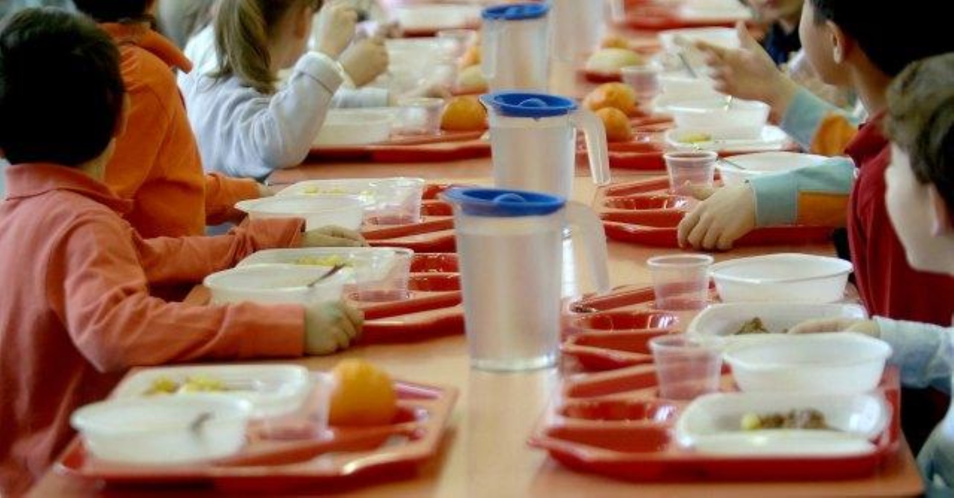 Bambini si sentono male a mensa, la Asl: 