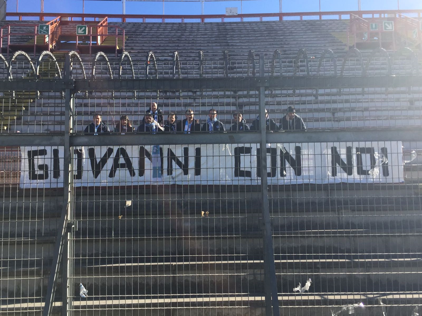 Stadio Curi di Perugia, esposti due striscioni in ricordo del 16enne suicida a Lavagna