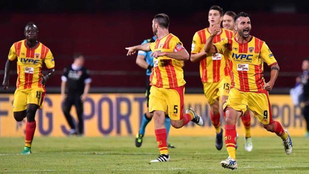 Spezia, addio playoff: il Benevento vince 2-1 e va in semifinale 