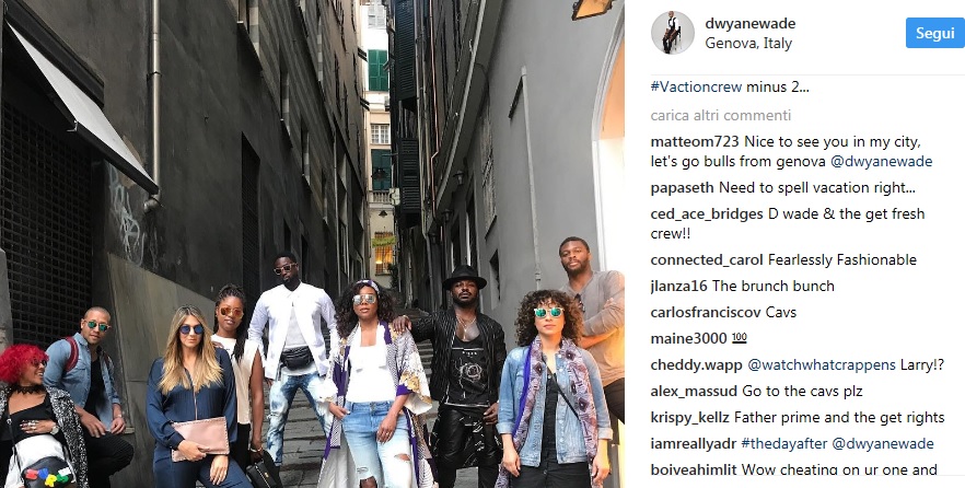 Dwyane Wade, uno dei migliori giocatori del mondo di basket,  in visita a Genova  