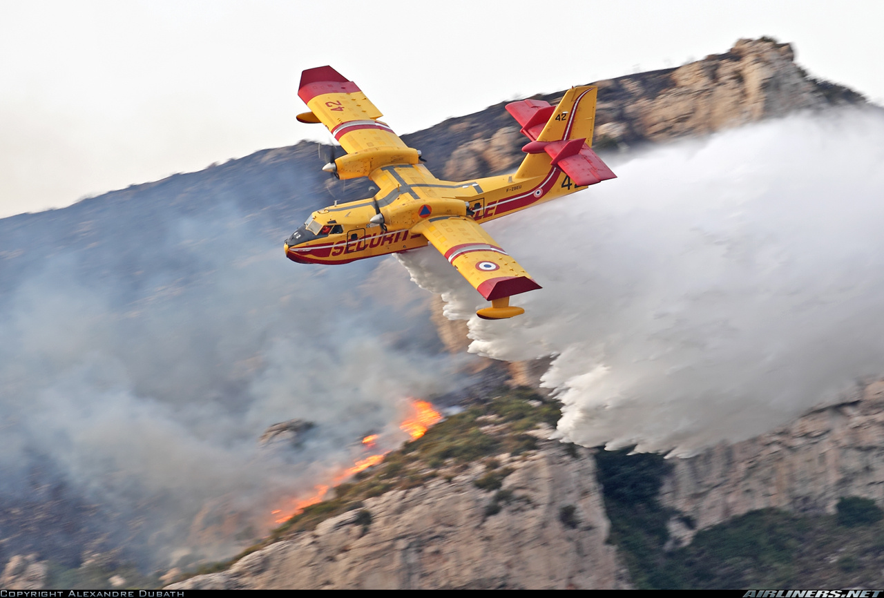 Incendi boschivi nello spezzino: vigili del fuoco anche da Genova