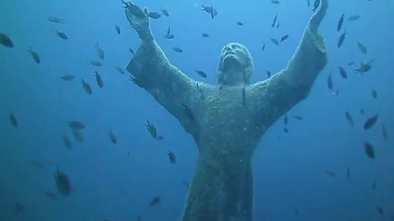 Rubata la targa sul Cristo degli Abissi, la Sopraintendenza: 