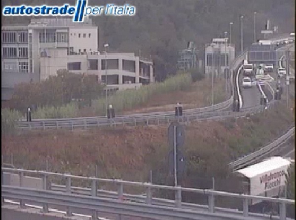 Incidente sulla A10 a Savona, code fino a sette chilometri