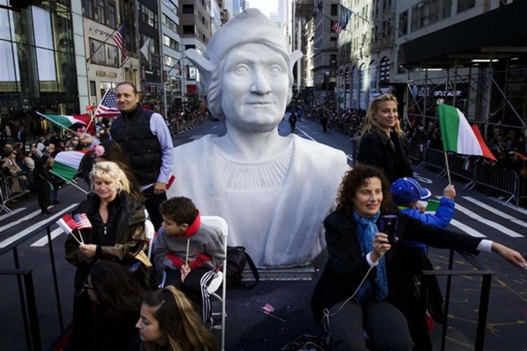 Da Genova l'hashtag #IostoconColombo. E anche Savona difende il navigatore