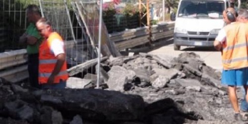 Sanremo, dopo la rottura della conduttura: Aurelia riaperta a senso unico alternato 